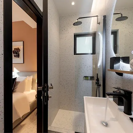 Clyde By Nin&bau Hotell *