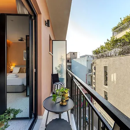 Clyde By Nin&bau Hotell